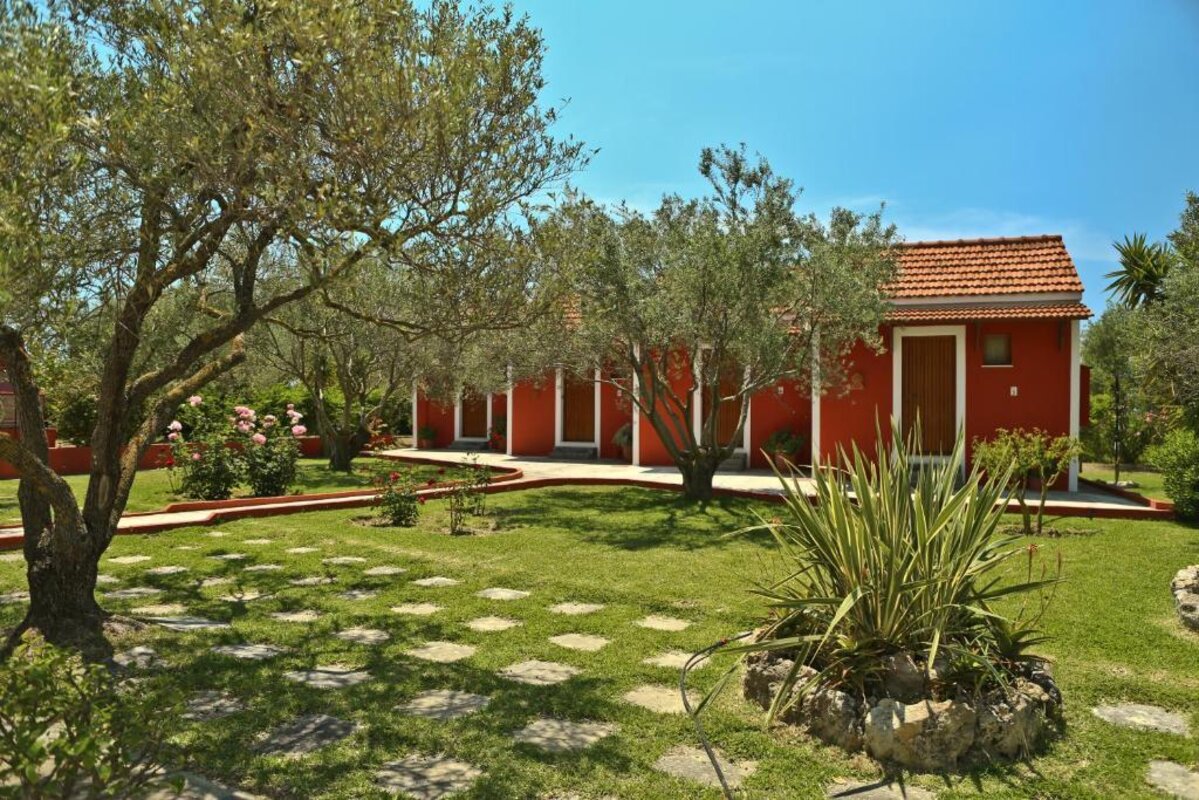 Grčija - kefalonija - minies