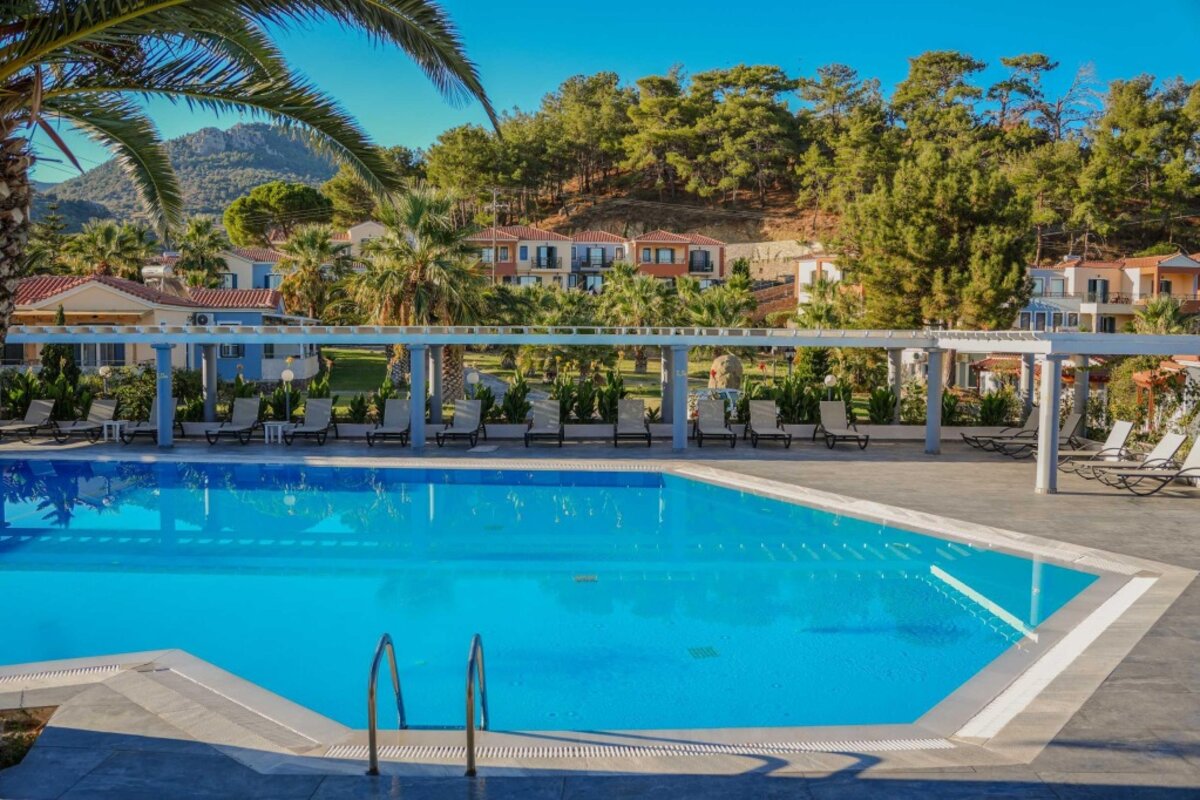 Grčija - lezbos - petra 