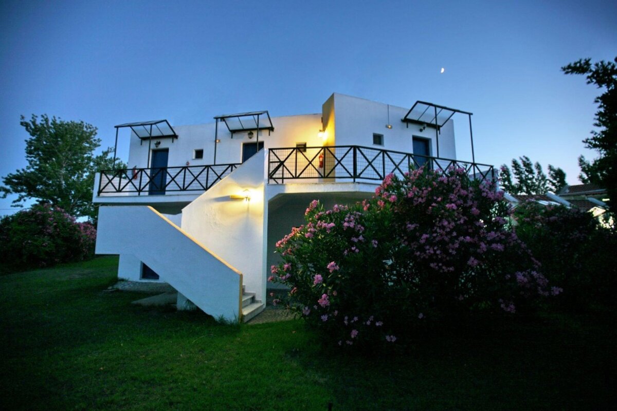 Grčija - lezbos - skala kallonis