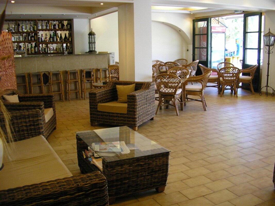 Grčija - lezbos - petra 
