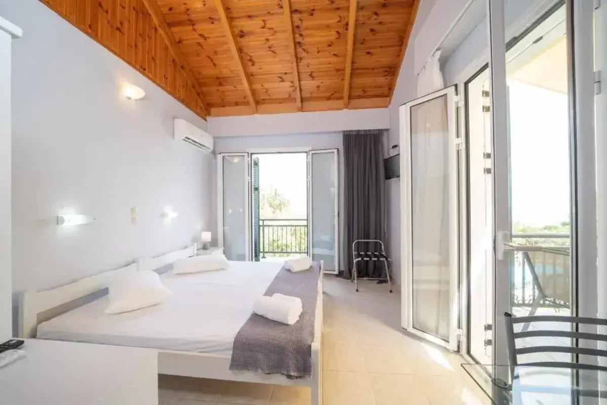 Grčija - otok kefalonija - lixouri