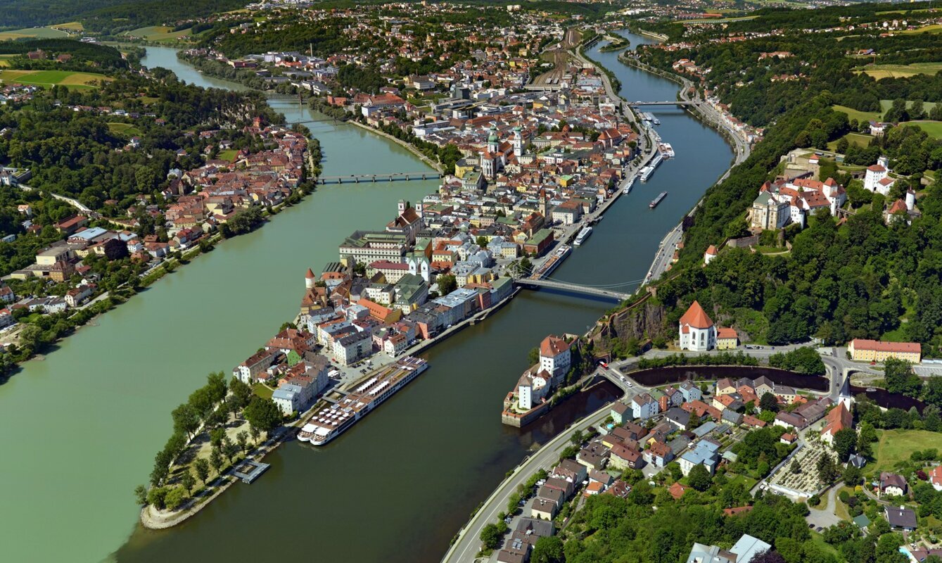 Po lepi modri Donavi (Schärding, Passau, Linz)