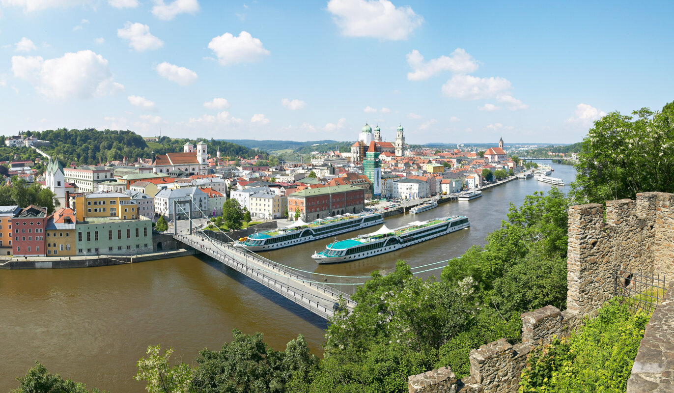 Po lepi modri Donavi (Schärding, Passau, Linz)