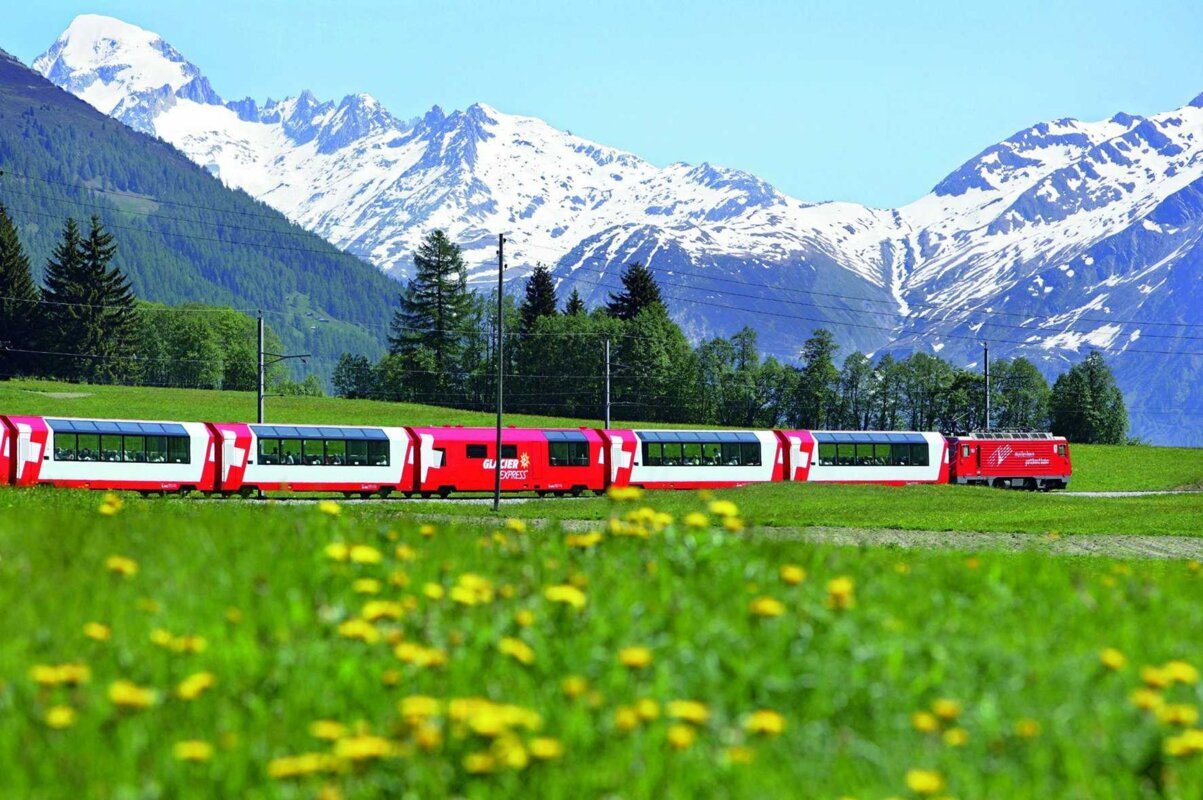 Švicarske alpe in ledeniški vlak