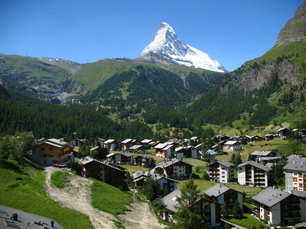 Švicarske alpe in ledeniški vlak