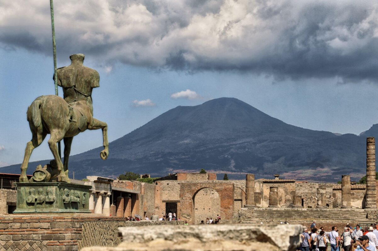 Rim, Pompeji in Sicilija