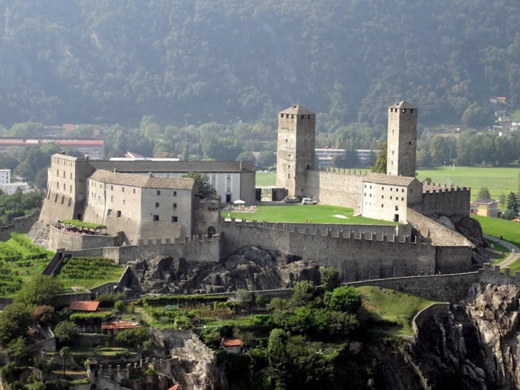 Bernina ekspres, Brescia, jezero Iseo in Švica