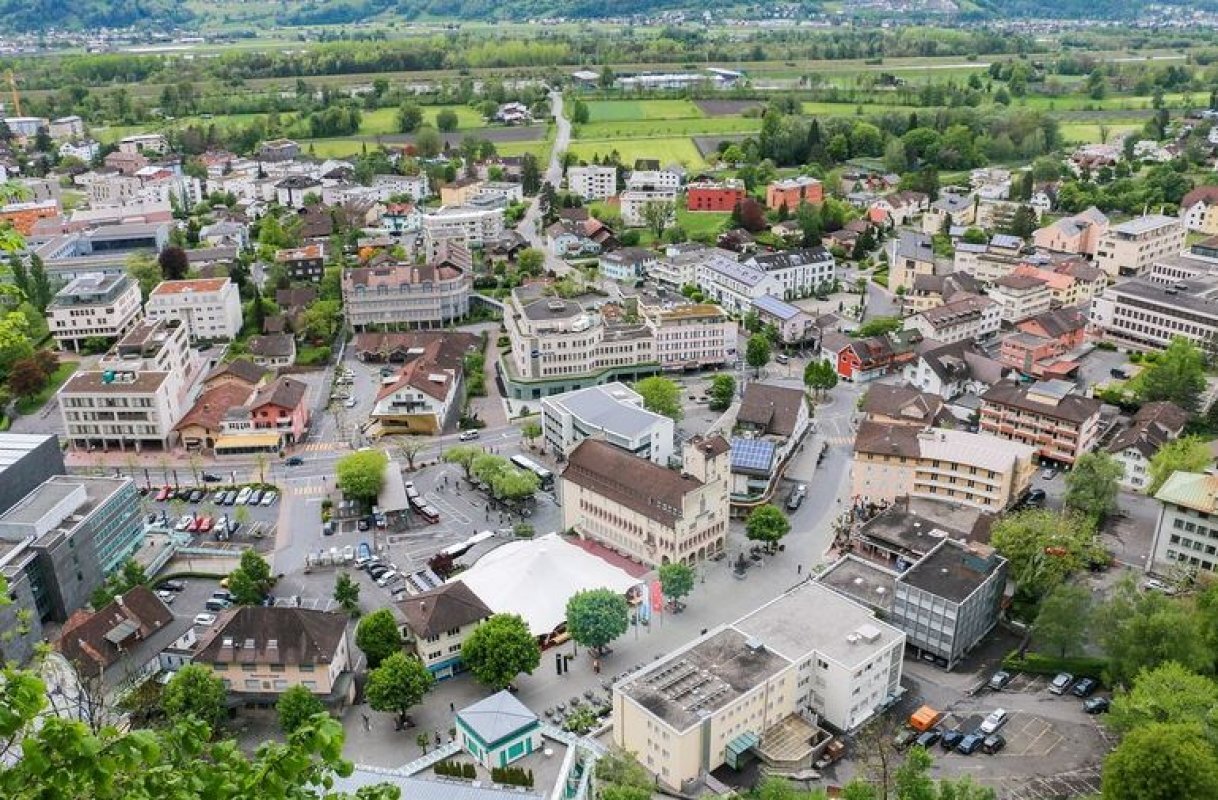 Bernina ekspres, Brescia, jezero Iseo in Švica