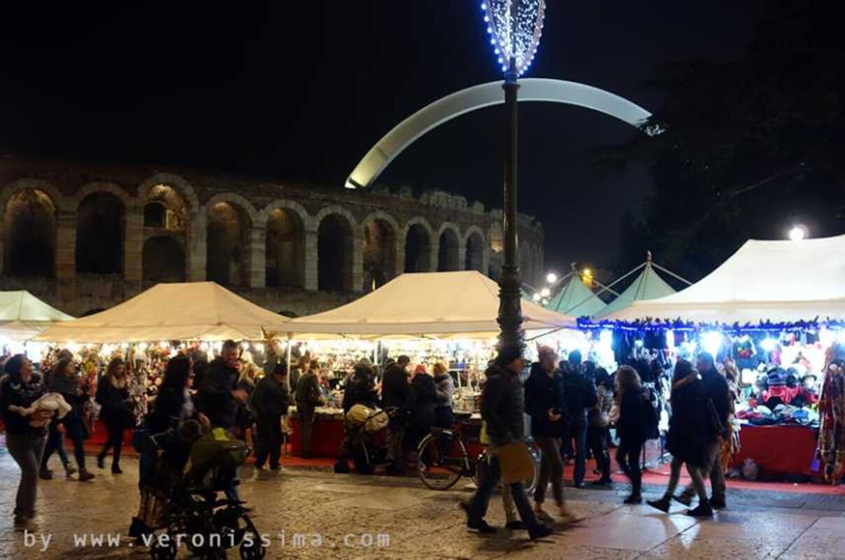 Predpraznična Verona 