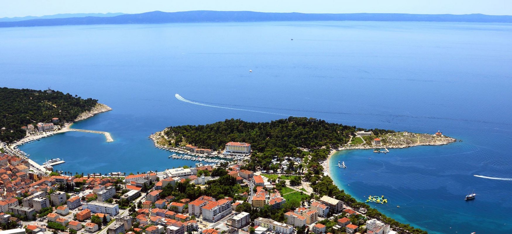 Trgatev mandarin v dolini reke Neretve