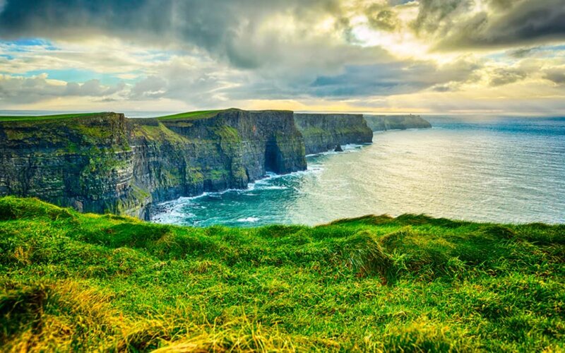 Škotska in Irska (z letalom)